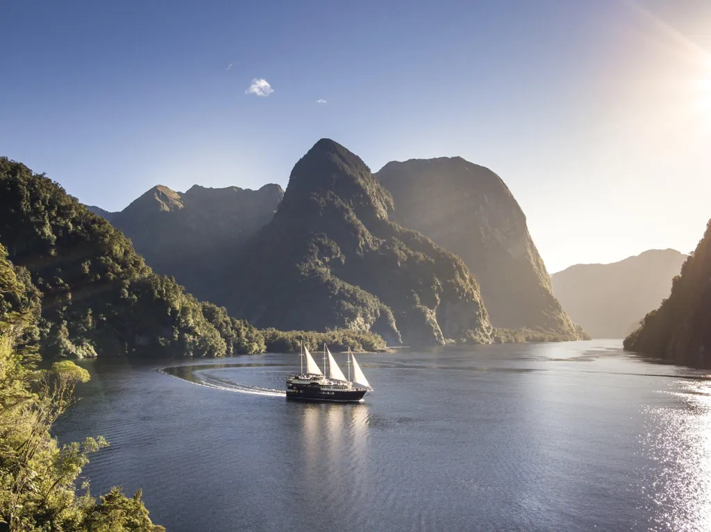 Doubtful Sound Wilderness Day Trip from Queenstown