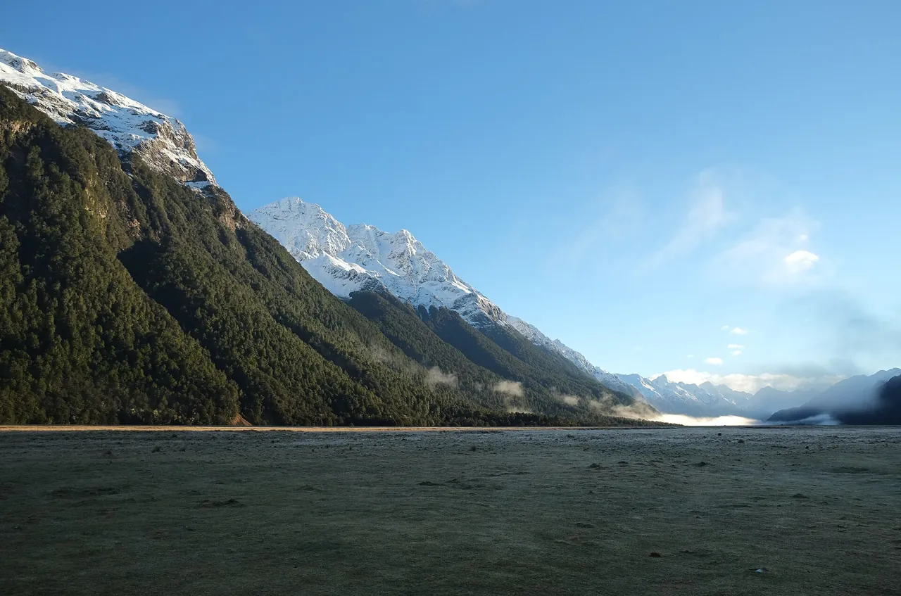 Frosty flats and forested walls in the Eglinton Valley